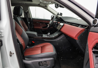 Подержанный автомобиль Land Rover Range Rover Evoque 2024 года (27 фото)