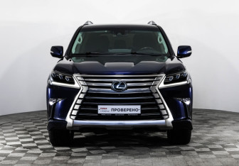 Подержанный автомобиль Lexus LX 2015 года (3 фото)