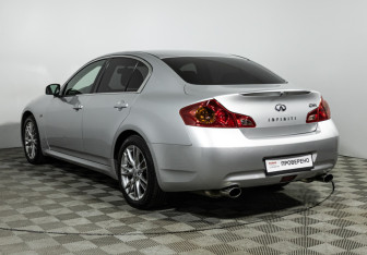 Подержанный автомобиль Infiniti G Sedan 2008 года (7 фото)
