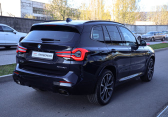 Подержанный автомобиль BMW X3 2024 года (4 фото)