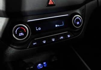 Подержанный автомобиль Hyundai Creta 2017 года (15 фото)