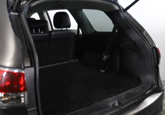 Подержанный автомобиль Nissan Pathfinder 2015 года (22 фото)