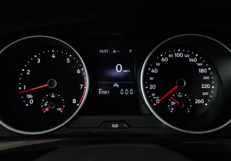 Подержанный автомобиль Volkswagen Tiguan 2021 года (12 фото)