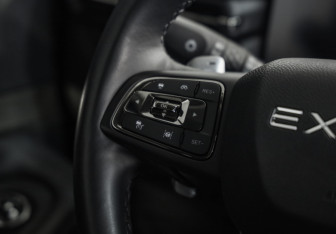 Подержанный автомобиль Exeed TXL 2022 года (12 фото)