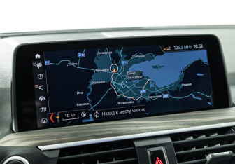 Подержанный автомобиль BMW X3 2018 года (16 фото)