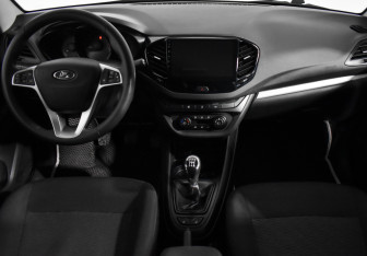 Подержанный автомобиль LADA (ВАЗ) Vesta Sedan 2018 года (14 фото)