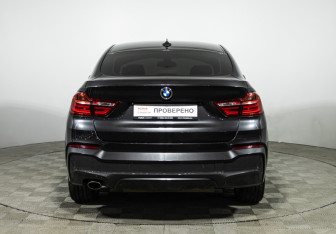 Подержанный автомобиль BMW X4 2016 года (6 фото)