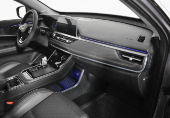 Подержанный автомобиль Chery Tiggo 8 2024 года (12 фото)