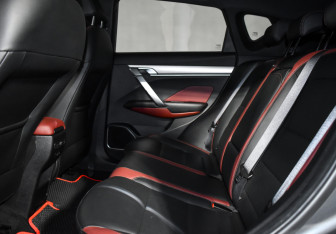Подержанный автомобиль Geely Coolray 2021 года (12 фото)