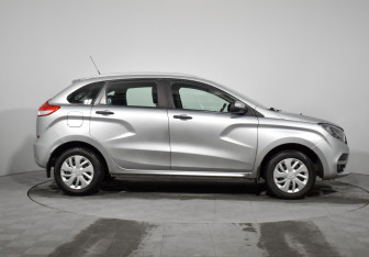 Подержанный автомобиль LADA (ВАЗ) XRAY 2021 года (3 фото)