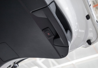 Подержанный автомобиль Toyota RAV4 2023 года (30 фото)