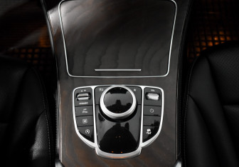 Подержанный автомобиль Mercedes-Benz GLC Coupe 2019 года (12 фото)