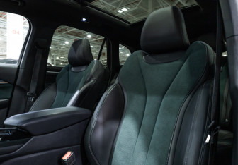 Подержанный автомобиль Geely Monjaro 2024 года (16 фото)