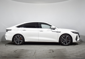 Подержанный автомобиль Chery Arrizo 8 2023 года (4 фото)
