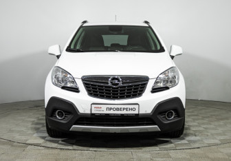 Подержанный автомобиль Opel Mokka 2014 года (2 фото)