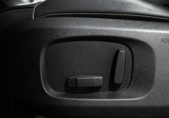 Подержанный автомобиль Land Rover Range Rover Evoque 2015 года (16 фото)