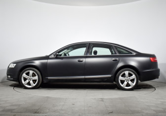 Подержанный автомобиль Audi A6 Sedan 2011 года (8 фото)