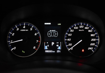 Подержанный автомобиль Mitsubishi Outlander 2018 года (18 фото)