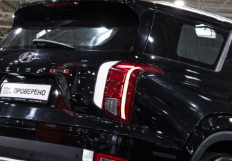 Подержанный автомобиль Hyundai Palisade 2021 года (9 фото)