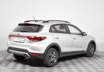 Подержанный автомобиль Kia Rio Hatchback 2020 года (5 фото)