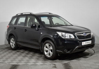 Подержанный автомобиль Subaru Forester Suv 2015 года (3 фото)