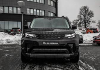 Подержанный автомобиль Land Rover Discovery 2017 года (3 фото)