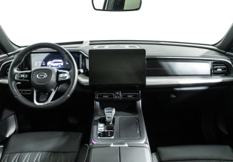 Подержанный автомобиль GAC GS8 2023 года (13 фото)