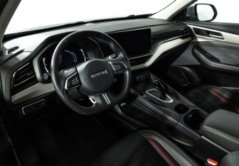 Подержанный автомобиль Haval F7 2023 года (11 фото)