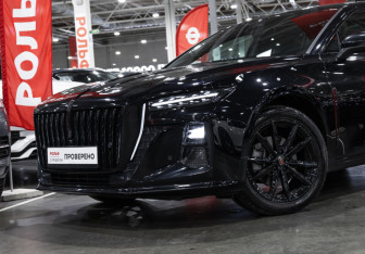 Подержанный автомобиль Hongqi H5 2025 года (2 фото)