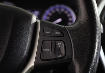 Подержанный автомобиль Suzuki SX4 Hatchback 2017 года (10 фото)