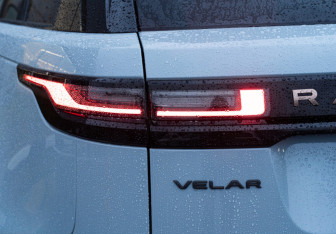 Новый Land Rover Range Rover Velar 2025 (18 фото)
