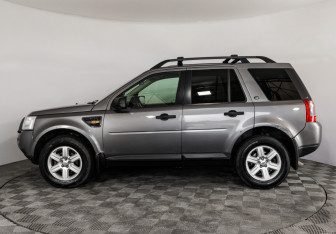 Подержанный автомобиль Land Rover Freelander 2007 года (8 фото)