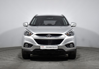 Подержанный автомобиль Hyundai ix35 2013 года (2 фото)