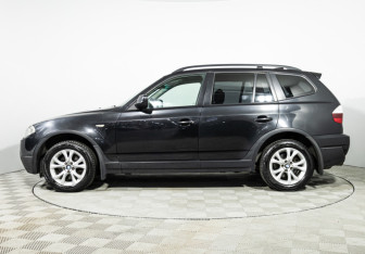 Подержанный автомобиль BMW X3 2009 года (8 фото)