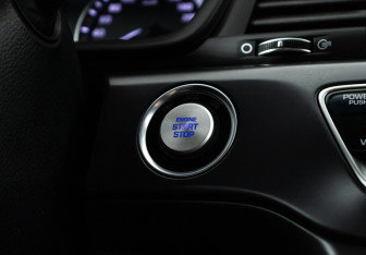 Подержанный автомобиль Hyundai Sonata 2019 года (18 фото)