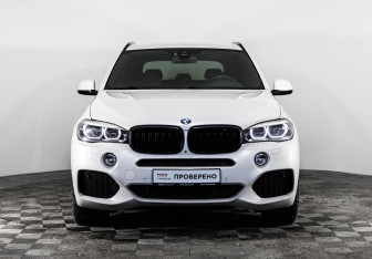 Подержанный автомобиль BMW X5 2015 года (2 фото)