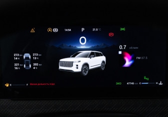 Подержанный автомобиль Jaecoo J7 2024 года (12 фото)