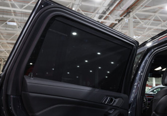 Подержанный автомобиль BMW X7 2020 года (23 фото)