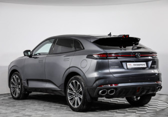 Подержанный автомобиль Changan UNI-K 2023 года (7 фото)