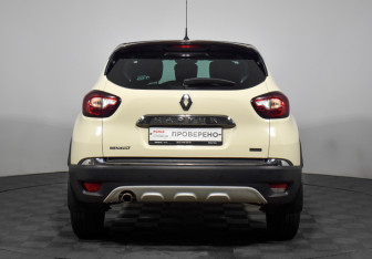 Подержанный автомобиль Renault Kaptur 2018 года (6 фото)