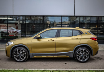 Подержанный автомобиль BMW X2 2020 года (8 фото)