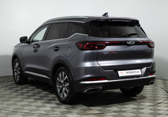 Подержанный автомобиль Chery Tiggo 7 Pro 2022 года (7 фото)