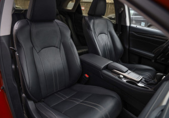 Подержанный автомобиль Lexus RX 2021 года (31 фото)