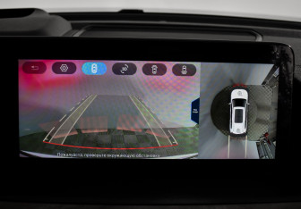 Подержанный автомобиль Exeed VX 2023 года (18 фото)