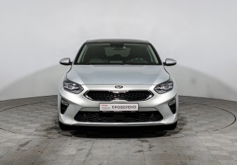 Подержанный автомобиль Kia Ceed Hatchback 2018 года (2 фото)