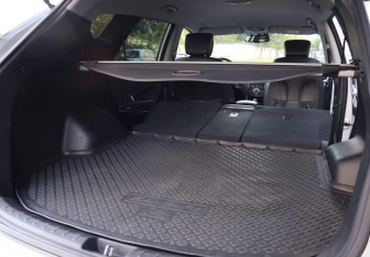 Подержанный автомобиль Hyundai Santa Fe 2012 года (36 фото)