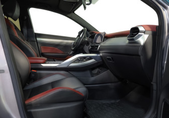 Подержанный автомобиль Geely Coolray 2020 года (25 фото)