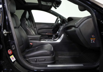 Подержанный автомобиль Acura TLX 2014 года (27 фото)