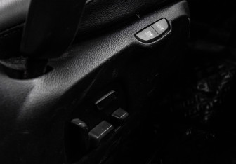 Подержанный автомобиль Kia Carnival 2021 года (35 фото)