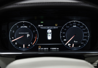 Подержанный автомобиль Land Rover Range Rover 2014 года (13 фото)